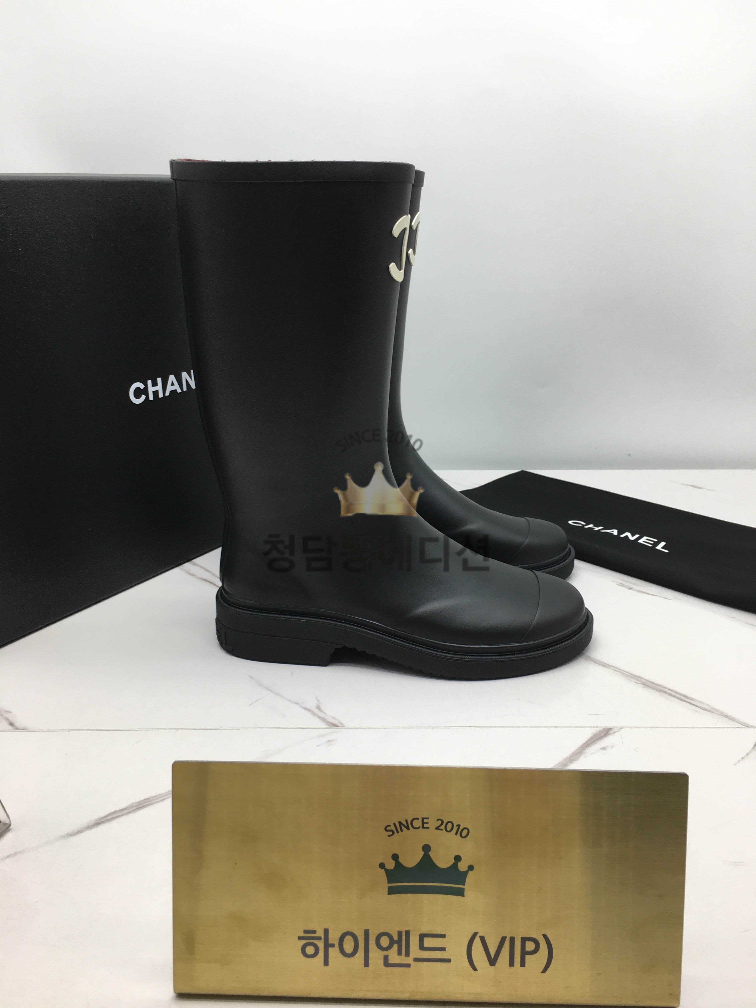 샤넬 cc로고 레인부츠