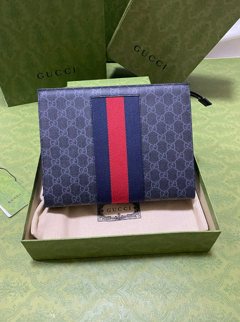 구찌 GG 수프림 웹 클러치백 475316