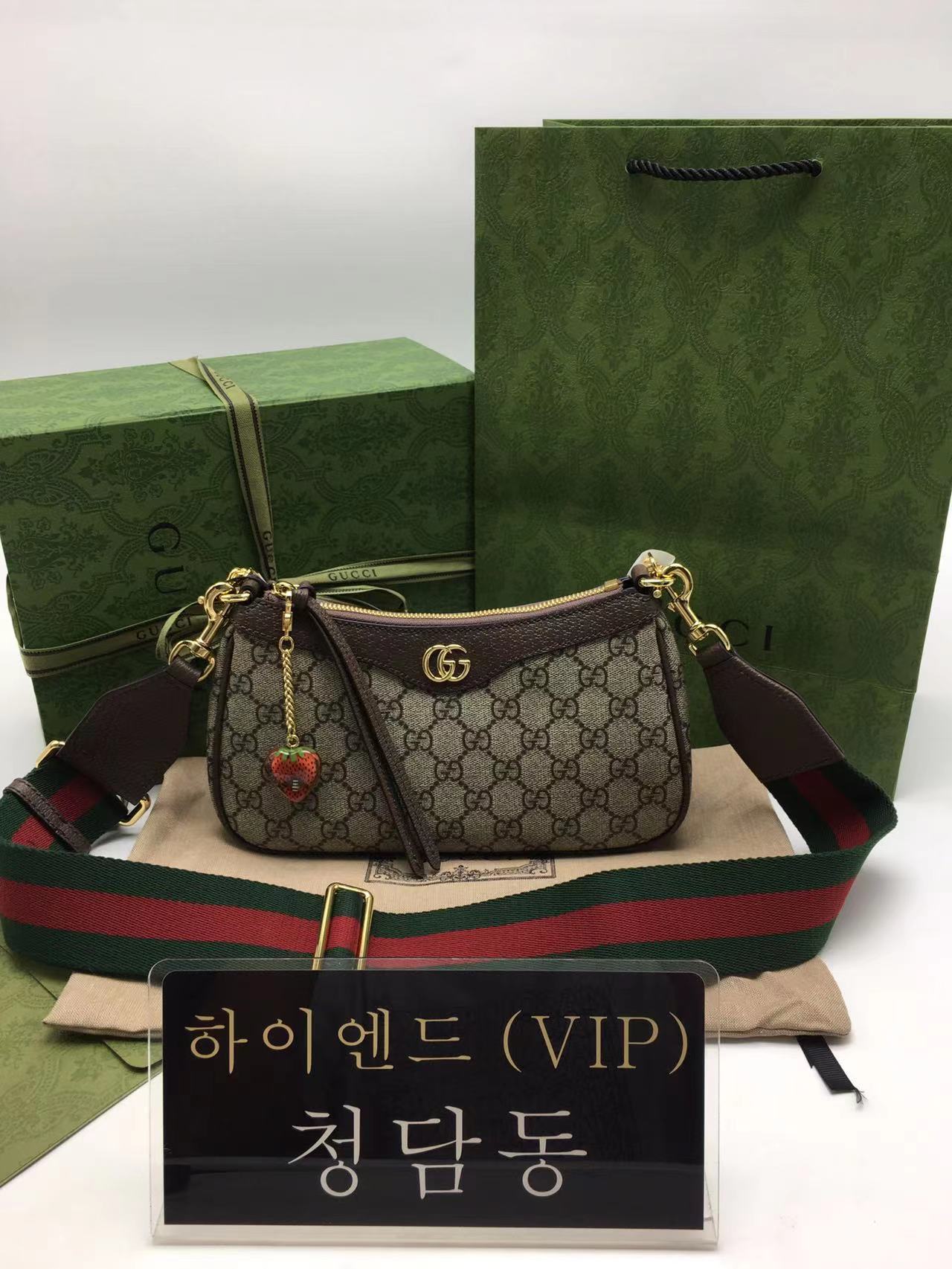 구찌 GG 오피디아 스몰 핸드백 735132