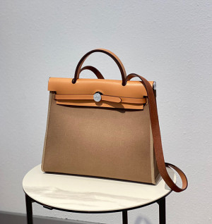 에르메스 에르백 반수공 31cm