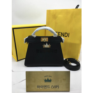 펜디 피카부 I SEE U 스몰