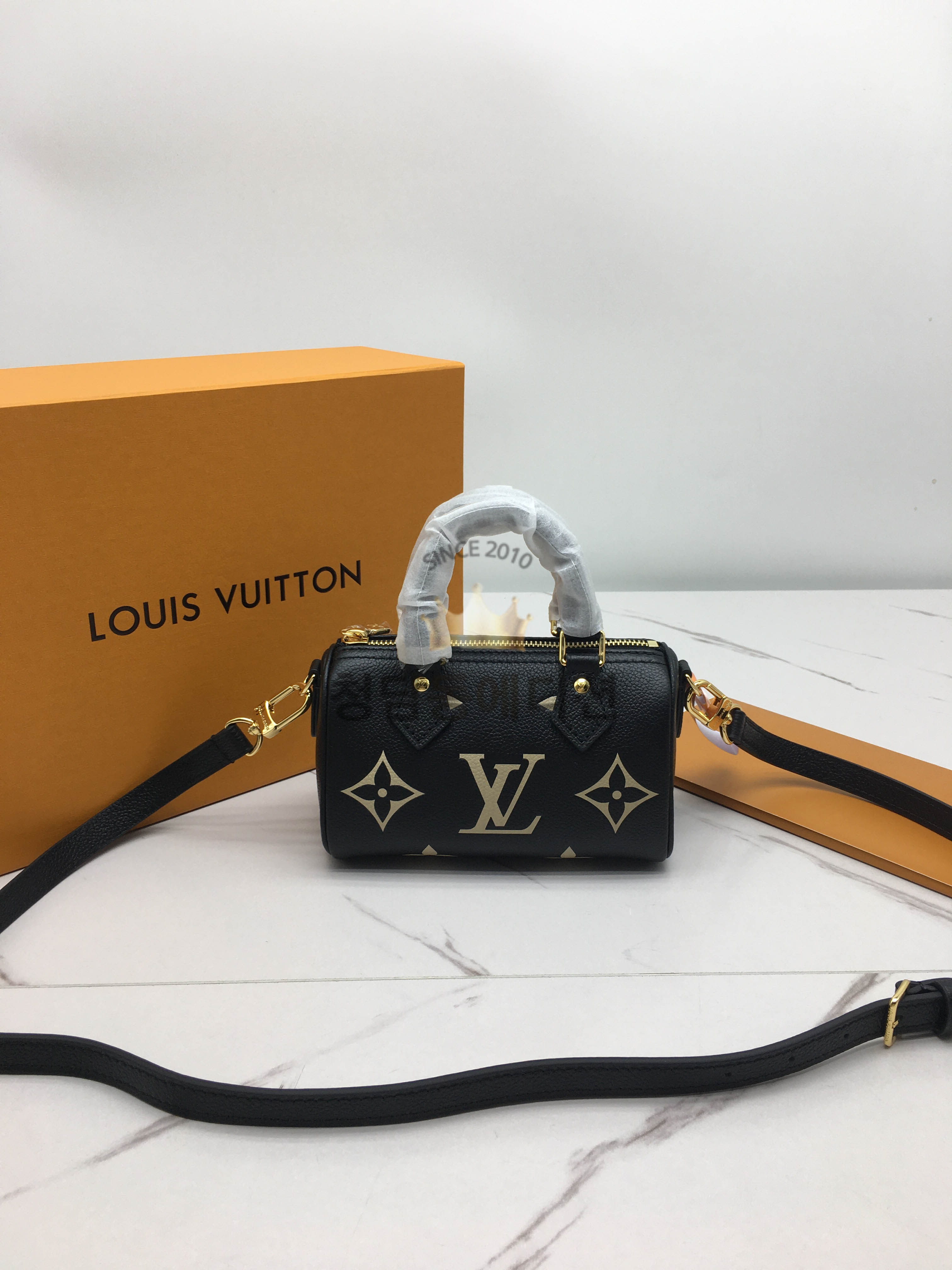 루이비통 나노 스피디 반둘리에 M81456