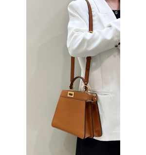 펜디 피카부 I SEE U 스몰