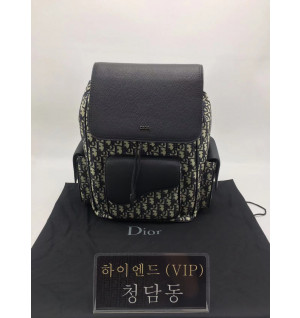 디올 22FW 익스플로어 백팩