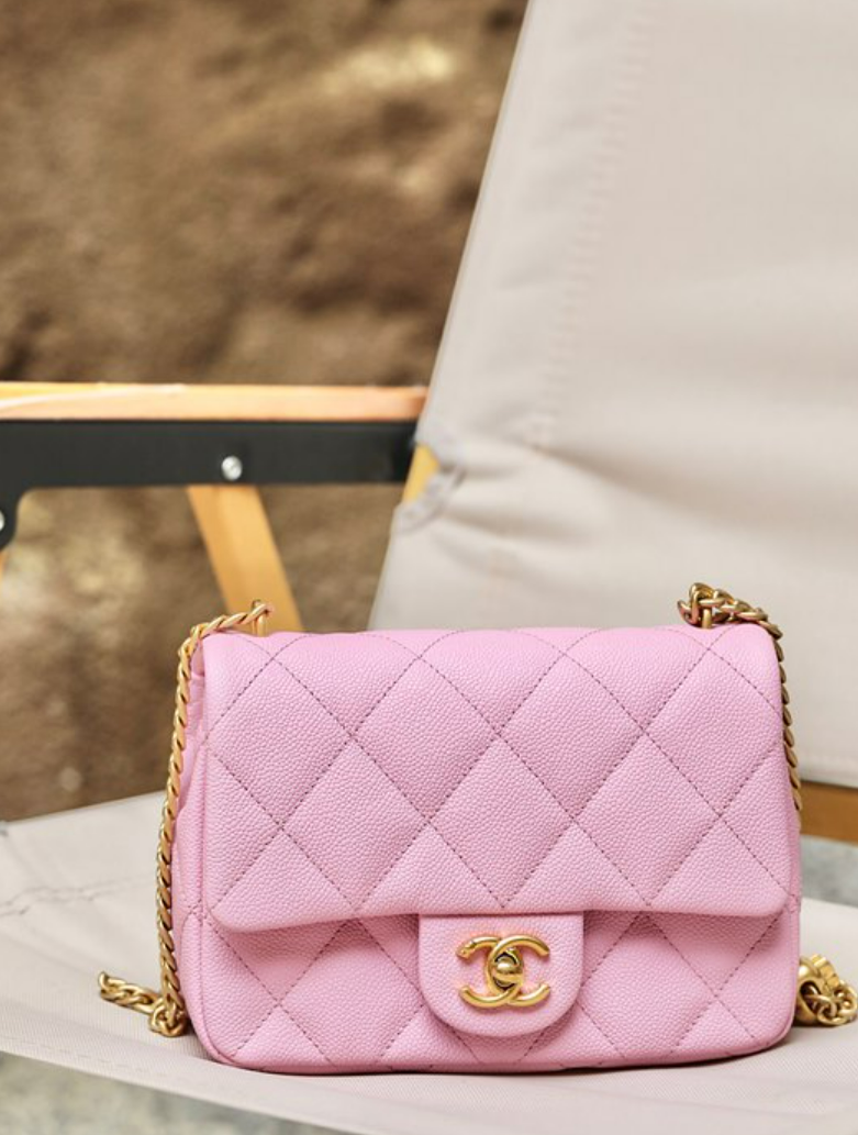 샤넬 23P 하트볼 체인 스몰 플랩백  AS3829