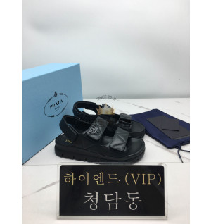 슈페이스 프라다 퀄팅 나파 벨크로 샌들 (컬러 블랙, 화이트)