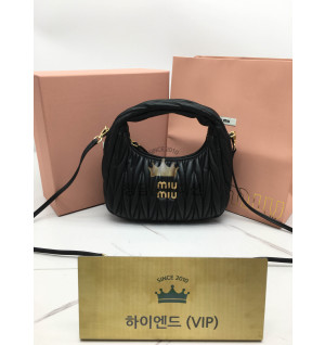 미우미우 MIU MIU 완더 마테라쎄 호보백 스몰