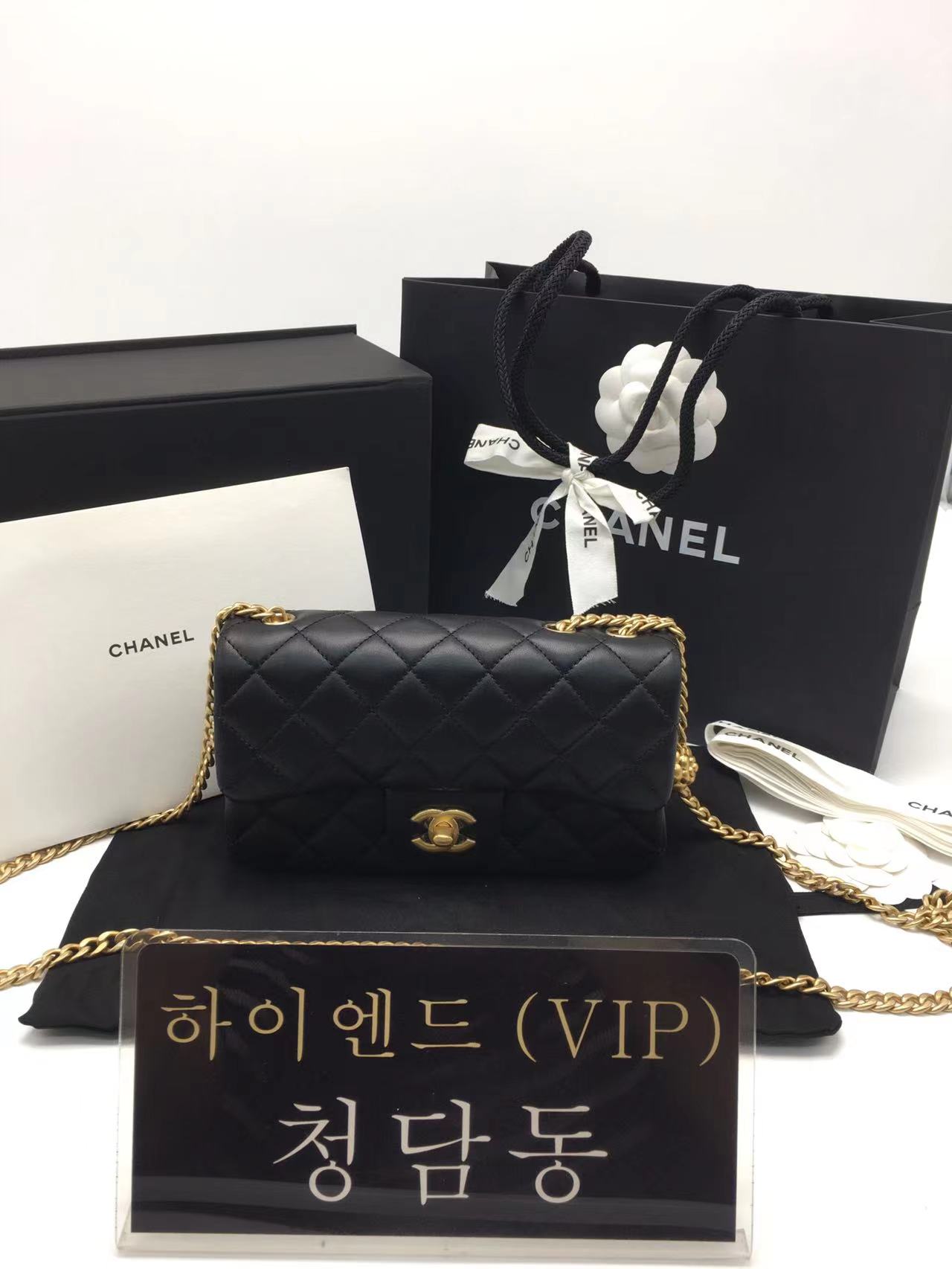 샤넬 23S 카멜리아볼 숄더백