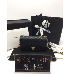 샤넬 23S 카멜리아볼 숄더백