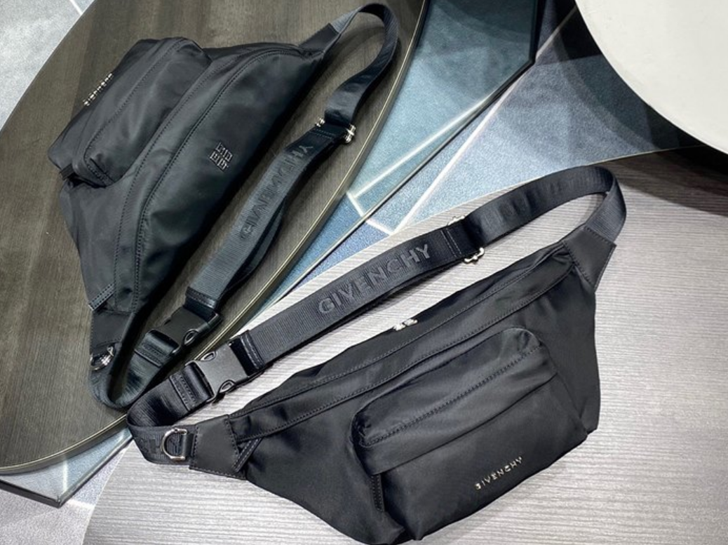 지방시 GIVENCHY 범백