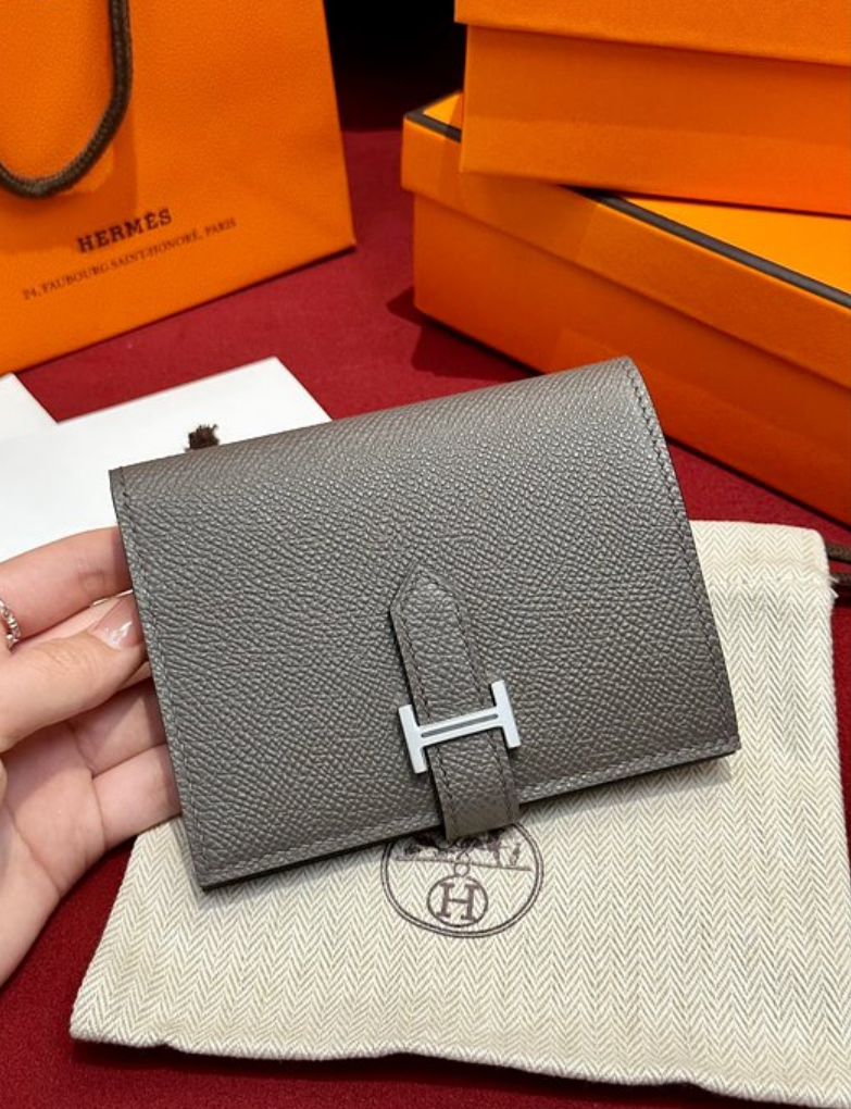 에르메스 베안 컴팩트 앱송 반지갑 올수공