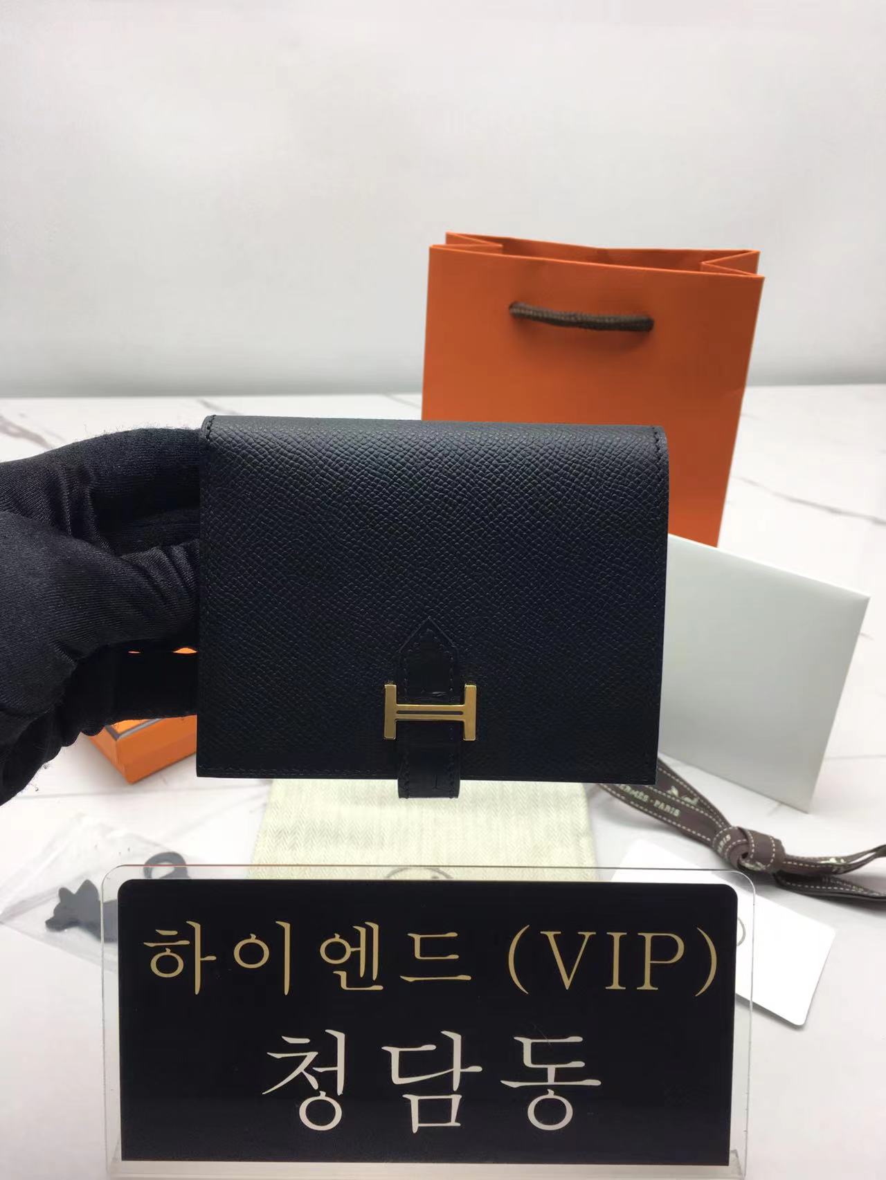 에르메스 베안 컴팩트 앱송 반지갑 올수공