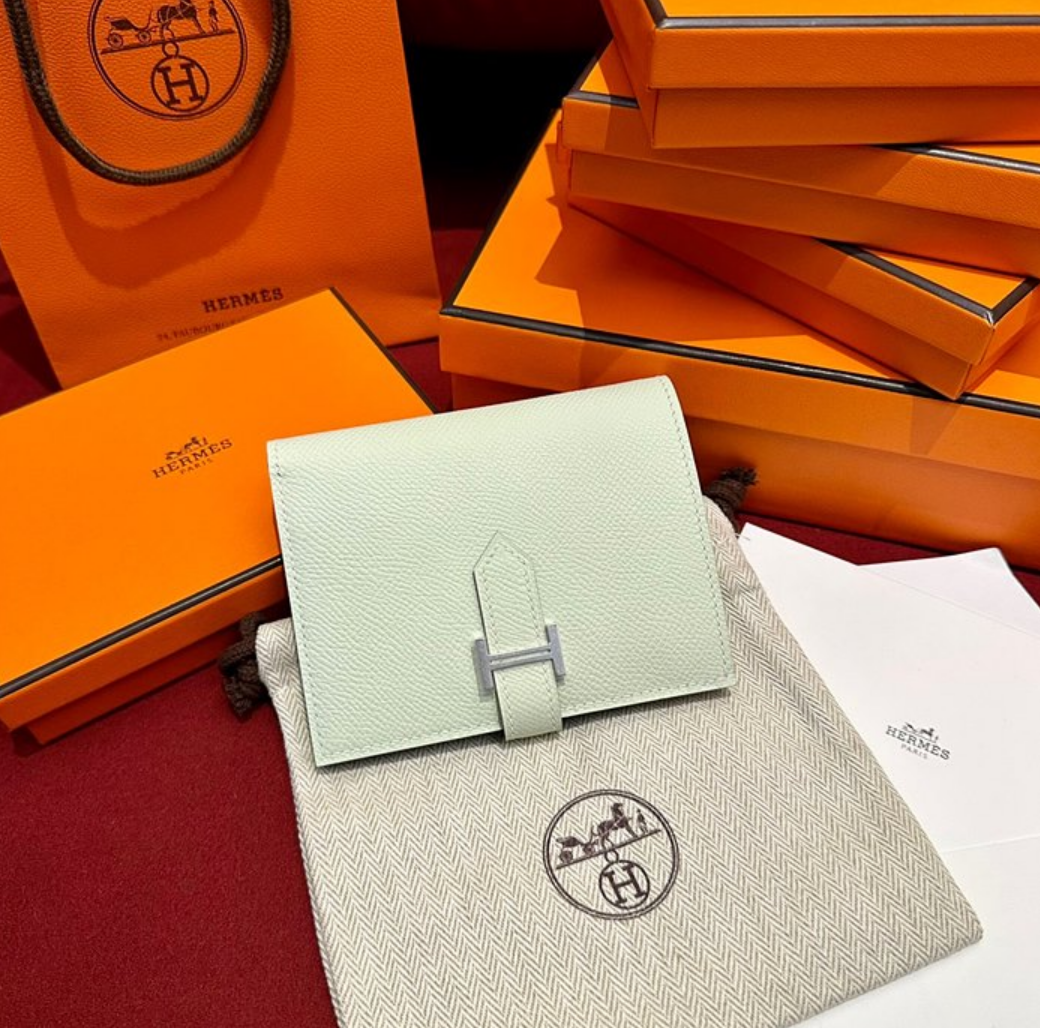 에르메스 베안 컴팩트 앱송 반지갑 올수공