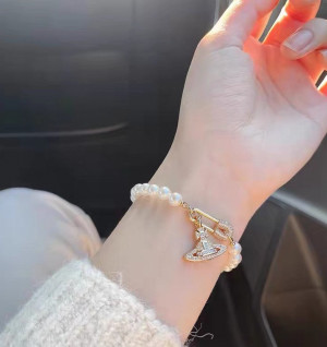 비비안웨스트우드 진주 팔찌