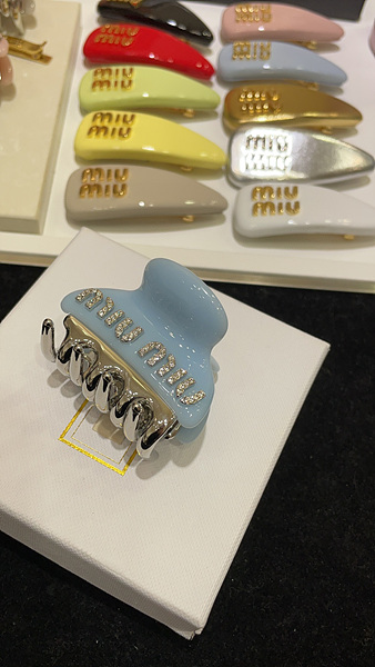 미우미우 집게 헤어핀 (3COLOR)