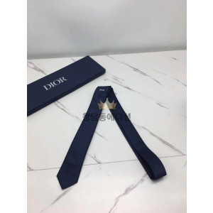 디올 넥타이