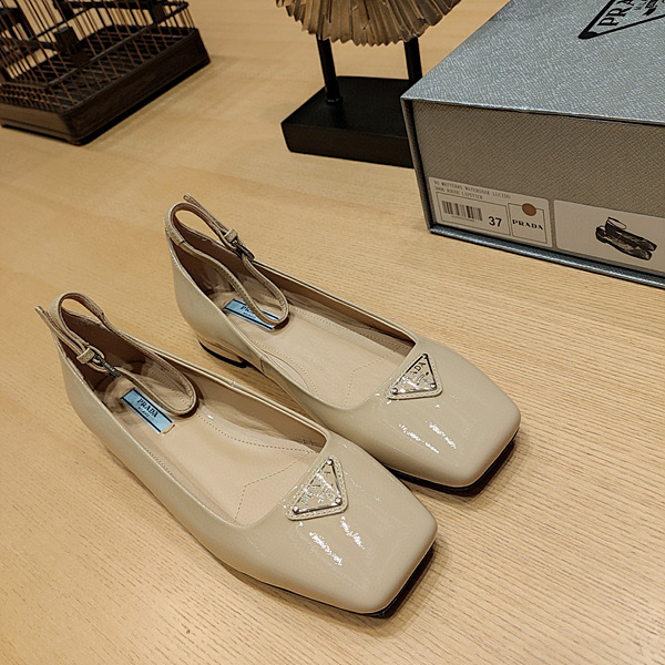 프라다 메리제인