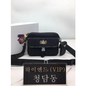 프라다 리나일론 사피아노 가죽 숄더백 2VH133