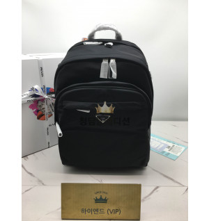 프라다 리나일론 앤 사피아노 가죽 백팩