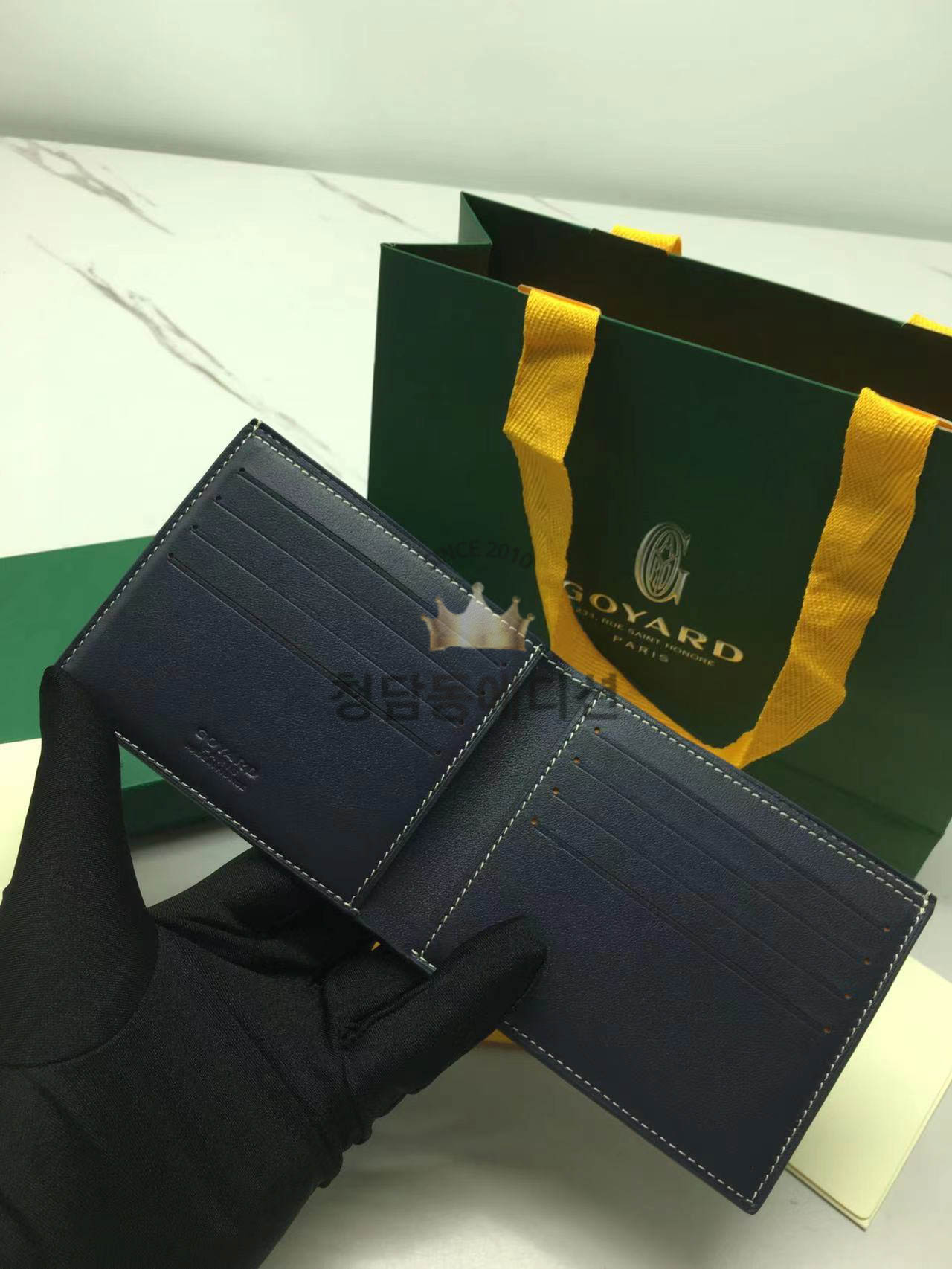 고야드 빅투와르 반지갑 (컬러 다크네이비)