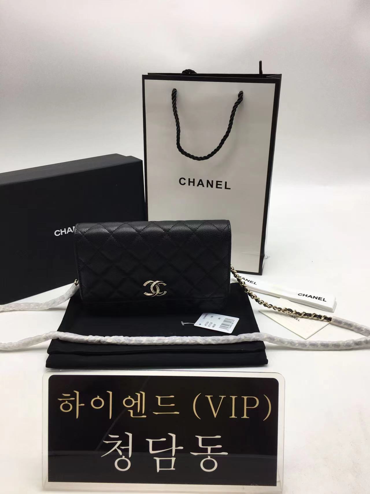 샤넬 23S 트위스트 CC로고 WOC