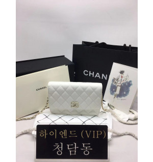 샤넬 23S 트위스트 CC로고 WOC