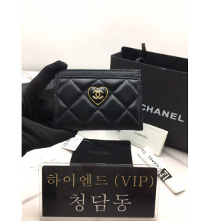 샤넬 23S 하트 CC 로고 램스킨 카드홀더