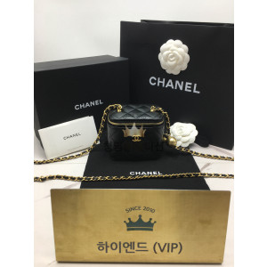 샤넬 클래식 골드볼 베니티백(신형)