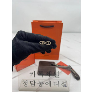 에르메스 hermes 샹달 이어링 (컬러 골드,화이트골드 2COLOR)