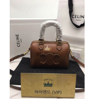 셀린느 퀴르 트리오페 스몰 보스턴