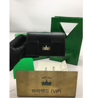 보테가베네타 인트레치아토 명함 케이스 605720