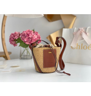끌로에 라탄 우디 바스켓백