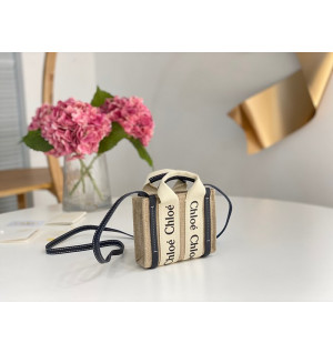 끌로에 우디백 나노