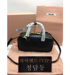 미우미우 MIU MIU 소프티 패디드 아르카디 27CM