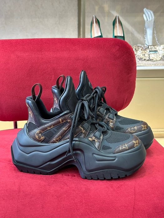 루이비통 lv 아치라이트