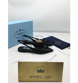 프라다 23ss prd 플랫 샌들