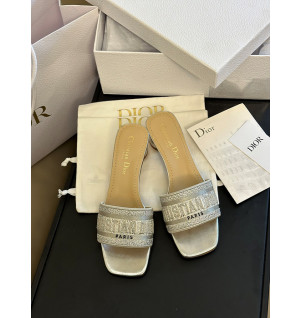 디올 23ss 디웨이 뮬 힐