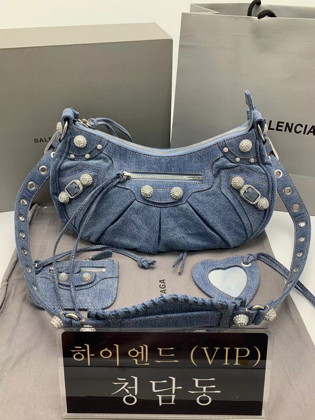 발렌시아가 르 카골 숄더백 XS