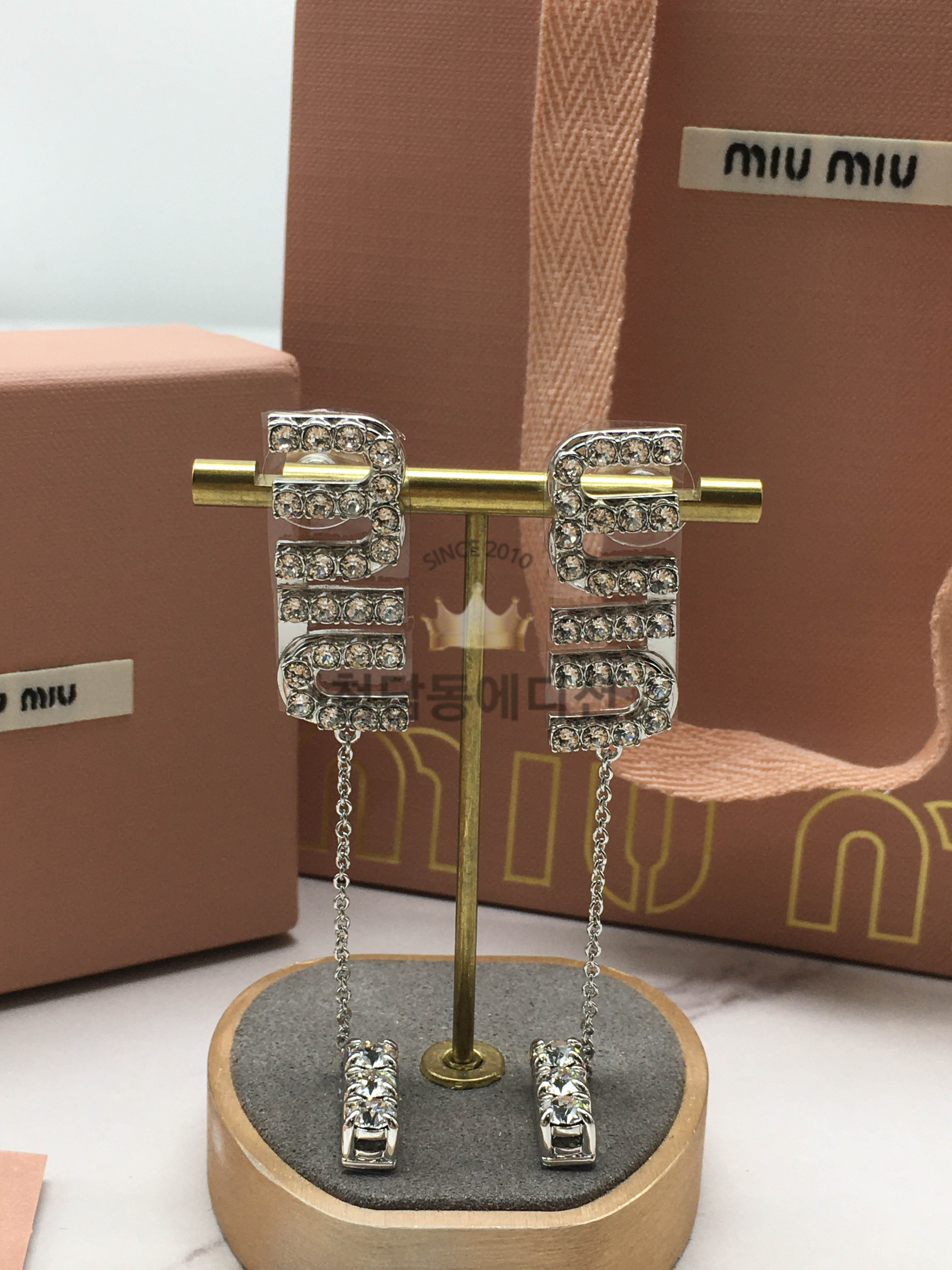미우미우 miu miu 귀걸이