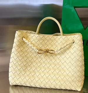 보테가베네타 안디아모 미디움 743572