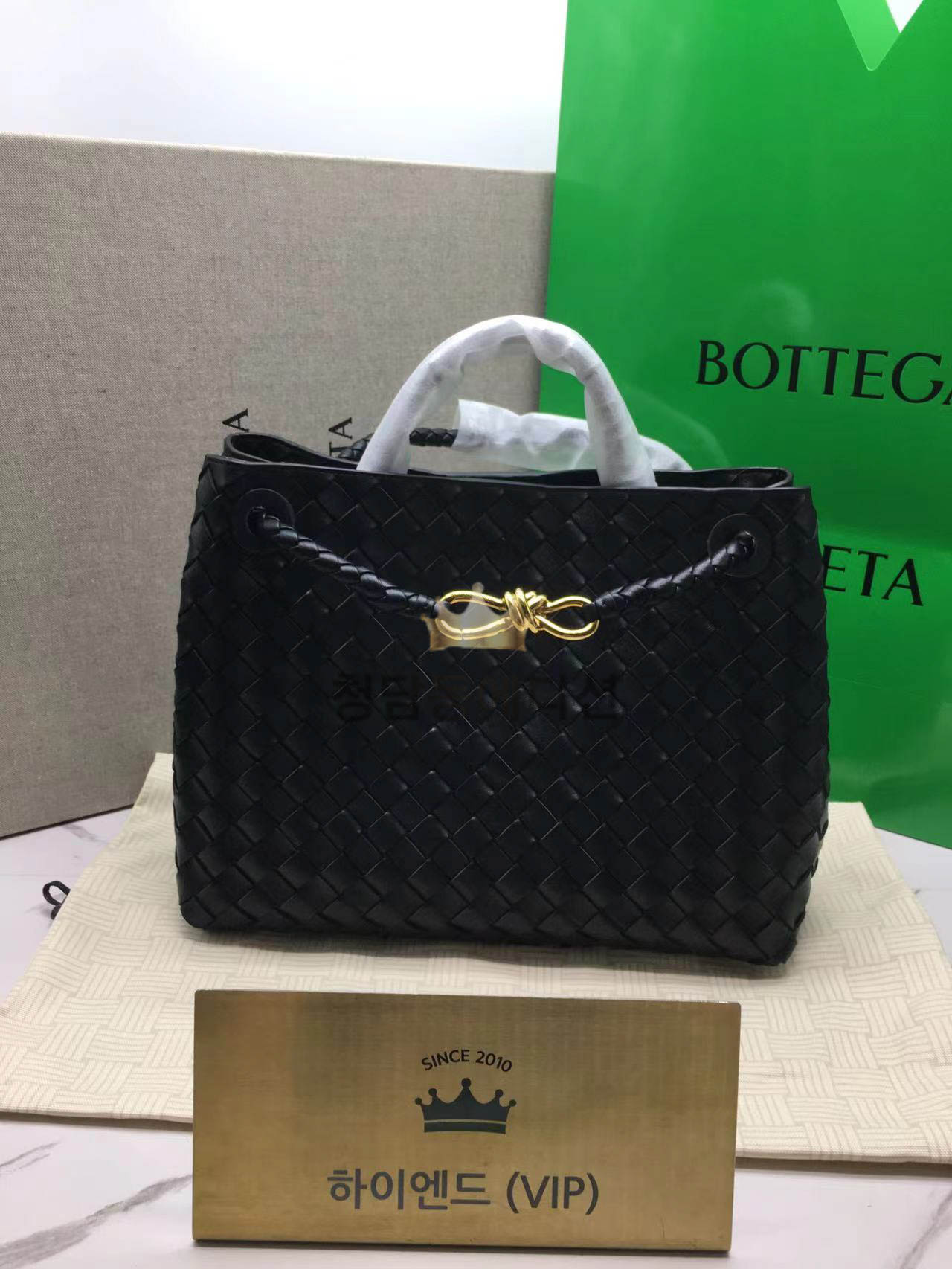 보테가베네타 안디아모 미디움 743572 (컬러 블랙)