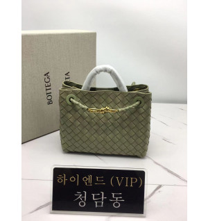 보테가베네타 24SS 안디아모 스몰 743568 (컬러 트래버틴)