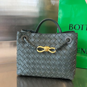 보테가베네타 24SS 안디아모 스몰 743568