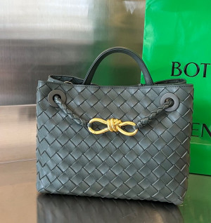 보테가베네타 24SS 안디아모 스몰 743568