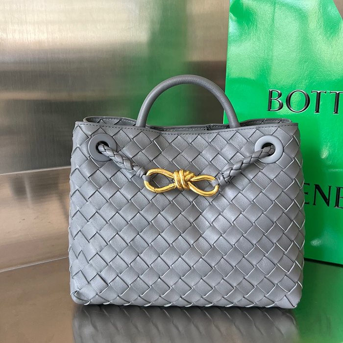 보테가베네타 24SS 안디아모 스몰 743568