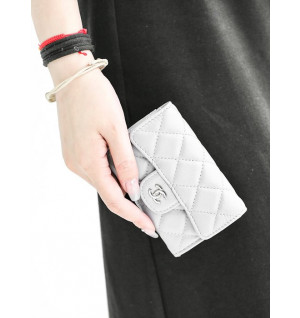 샤넬 클래식 캐비어 카드지갑 (ZP 비교사진 有)