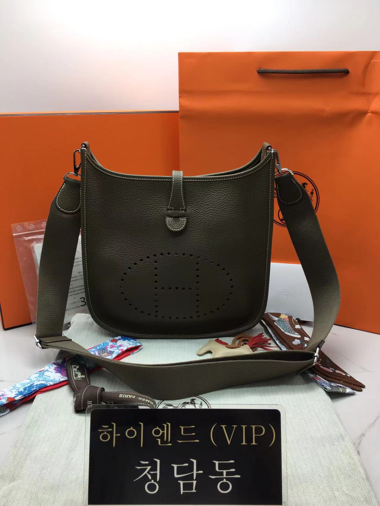 에르메스 에블린 29 올수공