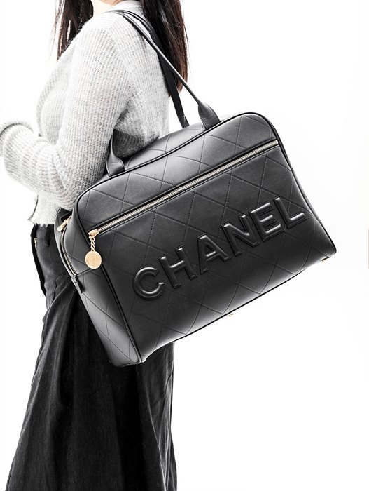 샤넬 23B 퀼팅 보스턴 볼링백