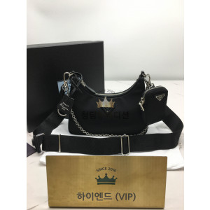 프라다 리에디션 나일론 테수토 호보백 신버전 [upgrade ver.]