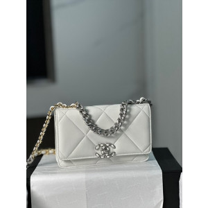 샤넬 23P 19 WOC 턴락 화이트 은장 AP3267 (renewal ver.)